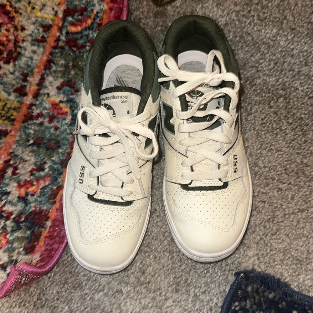 New Balance // 550 dark green and cream colorway